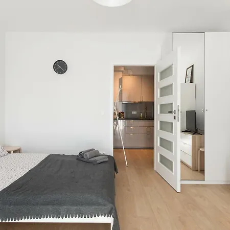 Apartment Superapart Czechowa - Blisko Awf I Metra Mlociny